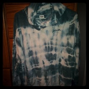 VS Pink tye-dye pullover